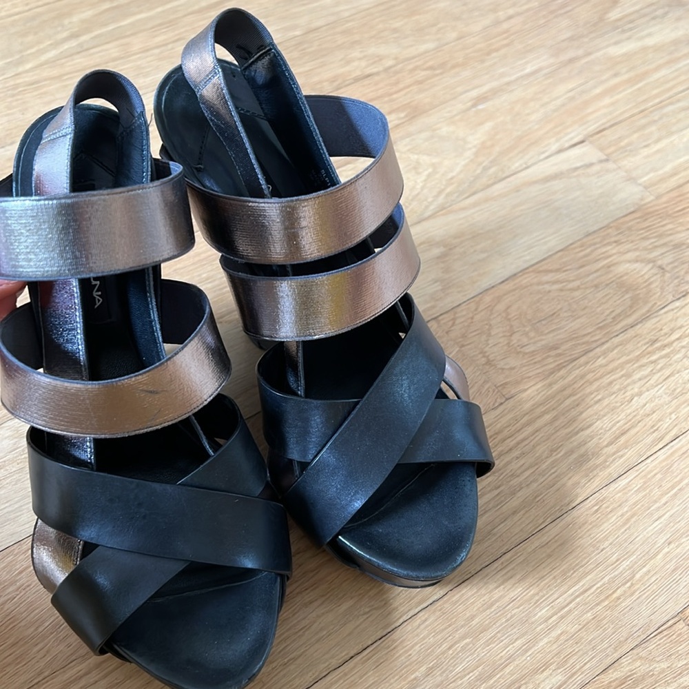 Wedge sandals